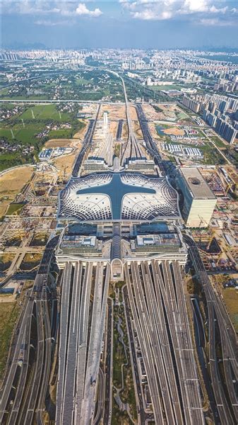 云门”预计8月底亮相，杭州火车西站最新进展来了，出行攻略先了解起来__财经头条