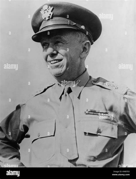 American generals world war ii hi-res stock photography and images - Alamy