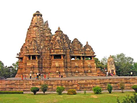 20 Best Tourist Places to Visit in Madhya Pradesh in 2025