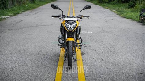 TVS Raider entry-level single-piece seat variant launched; prices start ...
