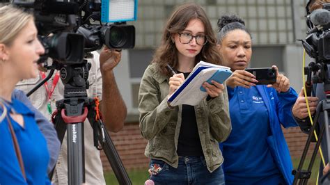 Claudia Levens: Milwaukee Journal Sentinel Reporter Profile - News Usa ...