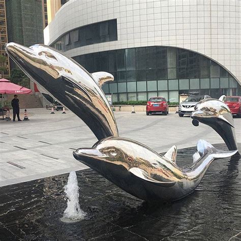 不锈钢鲸鱼雕塑_河北翰鼎雕塑集团有限公司