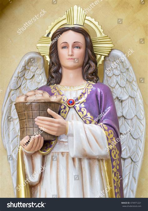 Statue Archangel St Barachiel Foto de stock 474971221 | Shutterstock