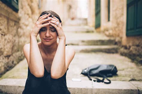 Does Anxiety Have an Overwhelming Pull in Your Life(2020)? 10 Best Ways ...