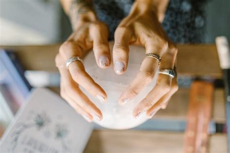 Know all about zodiac moon signs and how to find yours