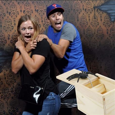 Buy ZIZICG Spider Prank Scare Box, Handmade Wooden Surprise Box, Pop ...