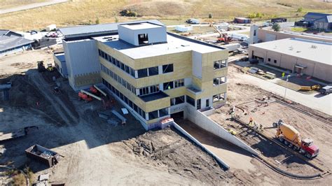 Local Health Center 的图像结果