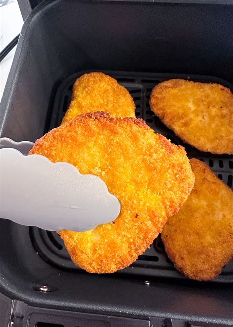 How Long To Cook Frozen Chicken Patties In Air Fryer?