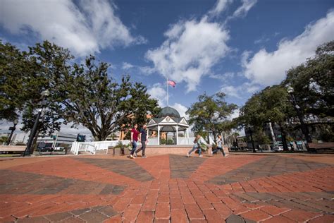 Go There: Kick Back in Ocala, FL, the Horse Capital of the World ...