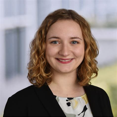 Kelly Scherer - Junior Regulatory Affairs & Quality Manager - Kryolan ...