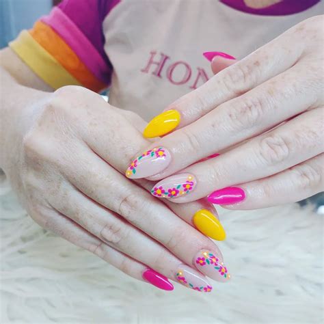 The 5 Best Nail Salons in Lawrence, KS