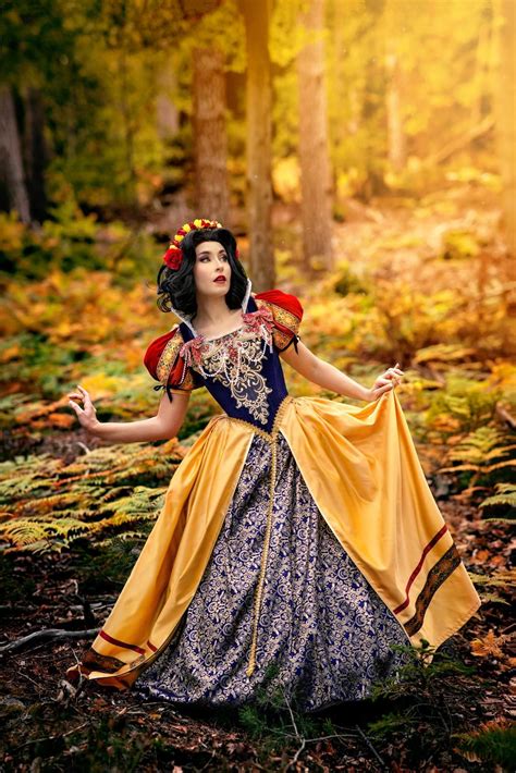 Disney Princess Cosplay, Disney Princess Dresses, Disney Cosplay ...