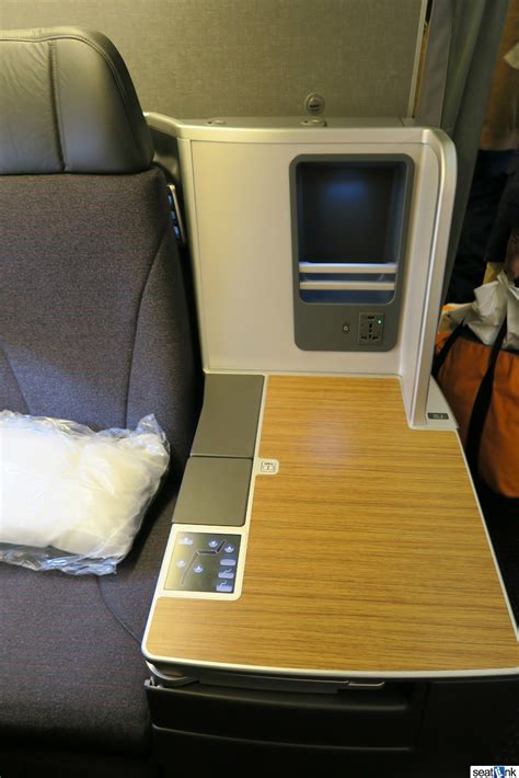 American Airlines 767 Business Class 的图像结果