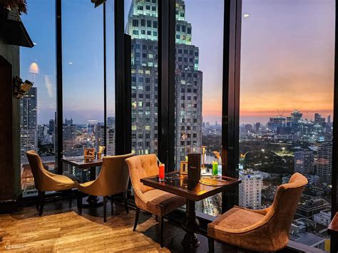 Medinii Panorama Restaurant in The Continent Hotel Bangkok - Klook India