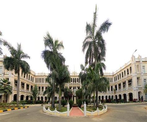 Sociology Course After 12th: Eligibility | Best Colleges | Scope