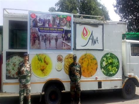 Army Wives Welfare Association prepares 2,500 food packets for migrant ...