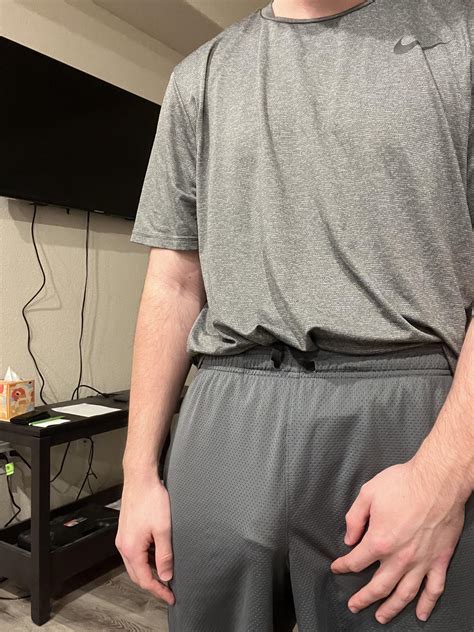 Love free balling : r/freeballing