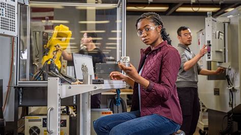 Autodesk Tutor 的图像结果