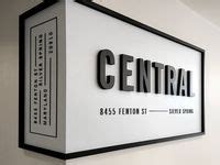 Corner Building Signs 的图像结果