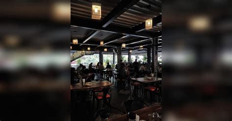 Cafe Which Serves Vegetarian Moden Indian Food With A Cosy Atmosphere | LBB