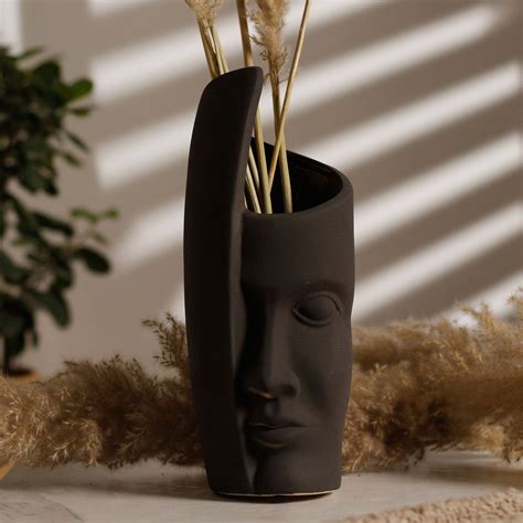 Half-Face Abstract Metal Vases – Artistic Table Decor in Black ...