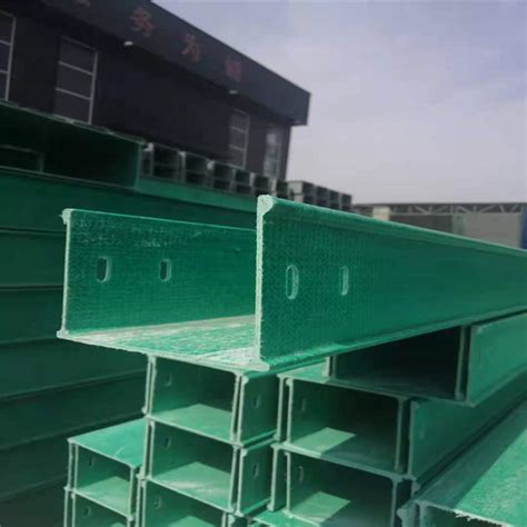 玉溪市槽式梯式防腐玻璃钢电缆桥架生产厂家批发价现货-六强