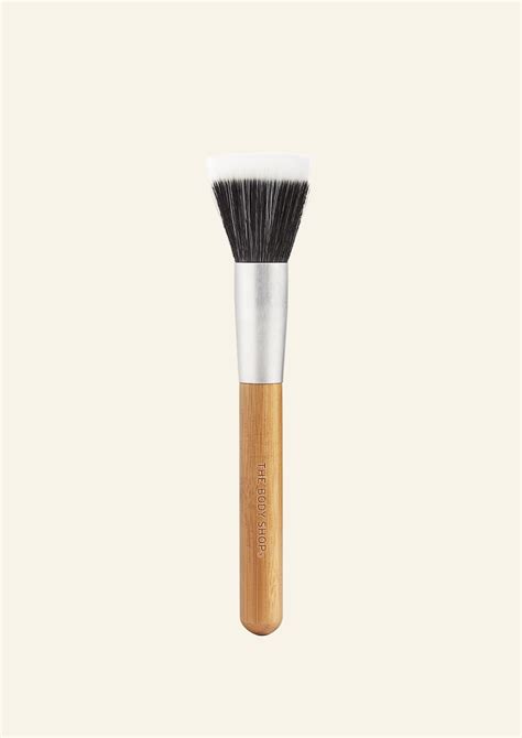 Fresh Nude Foundation Brush-1Pc | The Body Shop