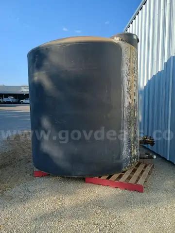 3000 Gallon Water Tank | GovDeals