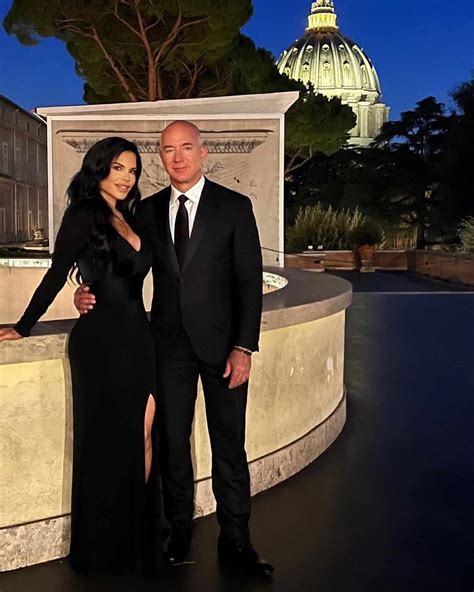 Lauren Sánchez Tells 'Man of My Dreams' Jeff Bezos, 59, Happy Birthday