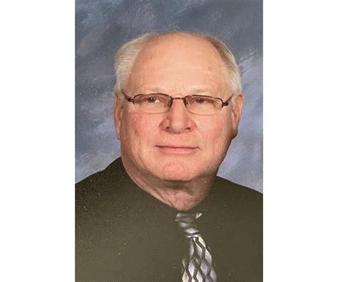 Dennis Molm Obituary (2023) - Billings, MO - Michelotti Sawyers ...