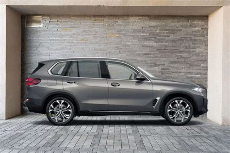 BMW X5 Design, Colours & Reviews | Times Drive
