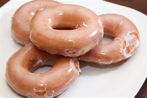 National Donut Day Deals, Discounts and Freebies | HuffPost
