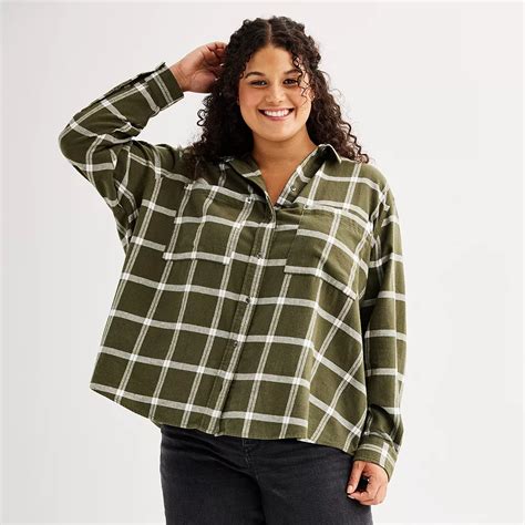 Juniors' Plus Size SO® Oversized Flannel Shirt