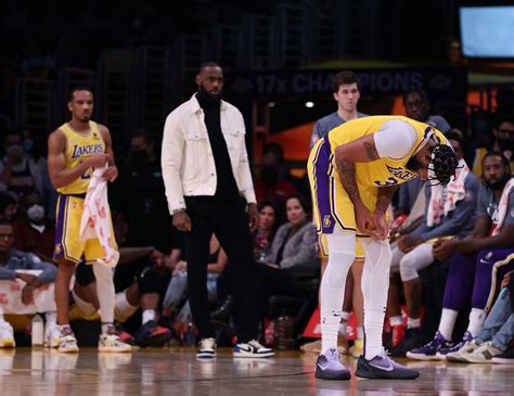 LA Lakers injury update: LeBron James listed as 'out' for the game ...