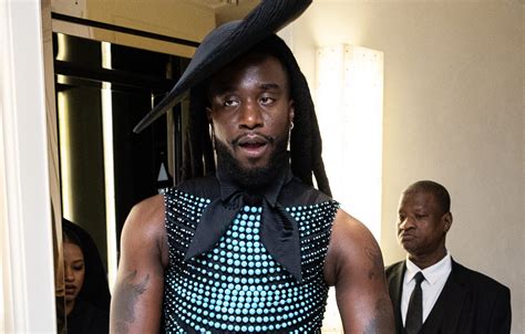 Gays thirst over Shaboozey at the Met Gala 2025