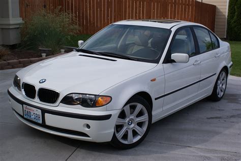 Bmw 325i 2005 - reviews, prices, ratings with various photos