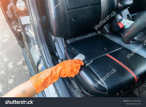 2,994 Car leather wash 图片、库存照片和矢量图 | Shutterstock