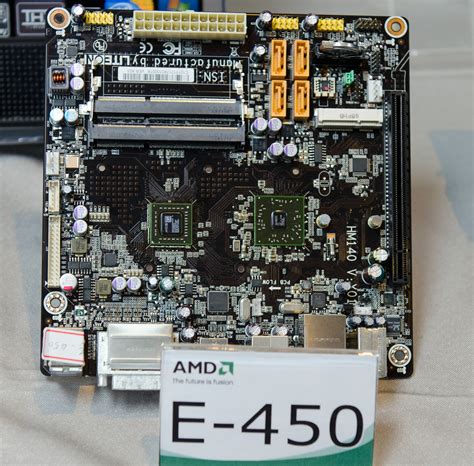 Asrock E350M1+AmdE350+2GB Ram - HardverApró