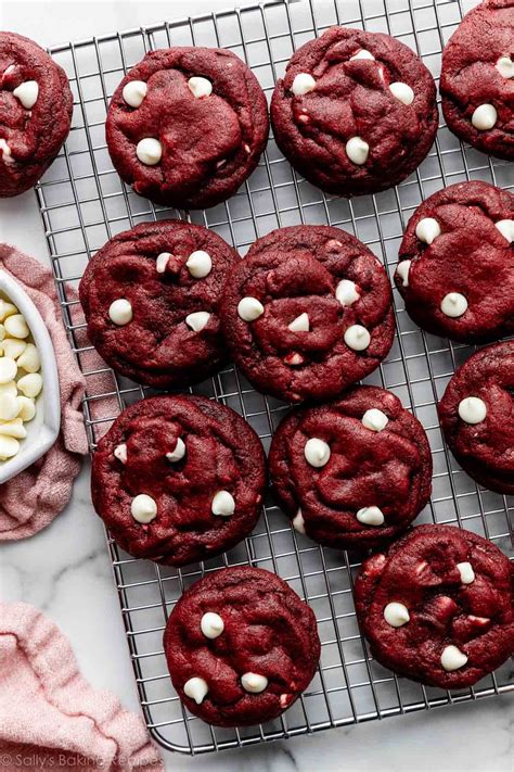 Red Velvet Chocolate Chip Cookies | Red velvet chocolate chip cookies ...