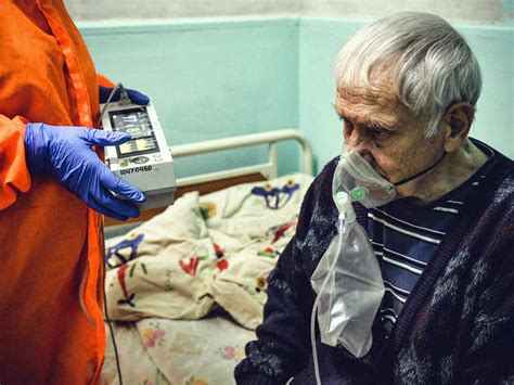 Pregnant women and thousands of other hospital patients in Ukraine ...