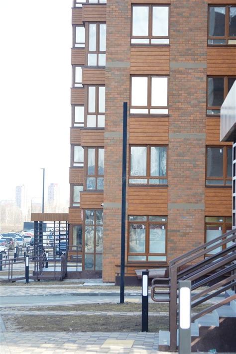 High Building 的图像结果