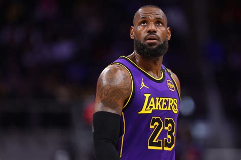 Lakers' LeBron James Opens Up About Retirement After Triple-Double vs ...