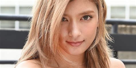 Rola (model) - JungleKey.in Wiki