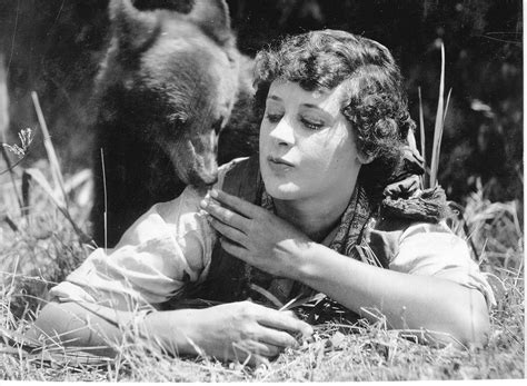 Nina Shipman Actress