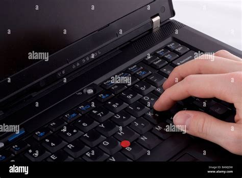 How to Type Using a Laptop 的图像结果