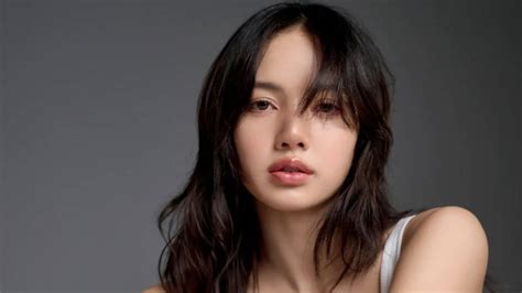 Blackpink Lisa Turns New Chapter In Acting; Signs With Ben Affleck ...