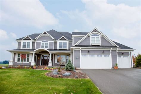 Smooth & V-Groove Overlay ThermoGuard™ – Woodside Garage Door Company LLC