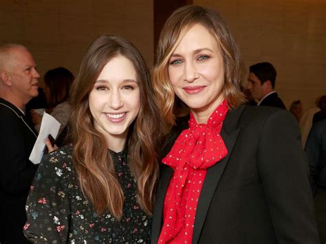 Taissa Farmiga Und Vera Farmiga Eltern Best Of: Die Besten Filme/Seien