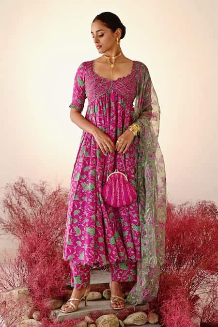 Buy Magenta Crepe, Organza Embroidery V-neck Gulnaaz Floral Anarkali ...