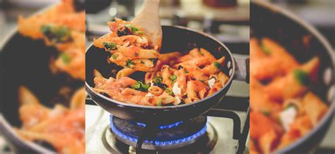 Penne with Red Pepper Sauce, Feta and Olives by Chef Natasha Celmi ...